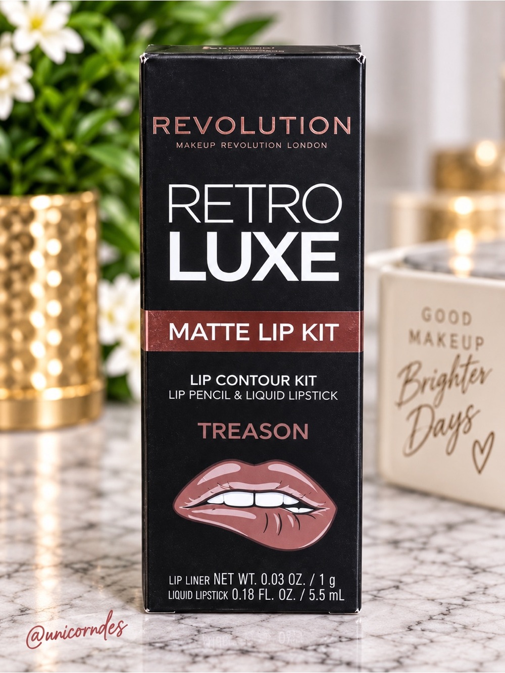 Makeup Revolution Retro Luxe Matte Lip Kit Treason Lip Liner Liquid Lipstick